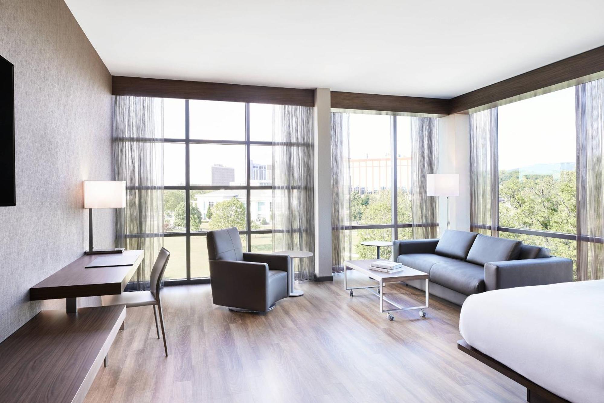 Ac By Marriott Downtown 4*