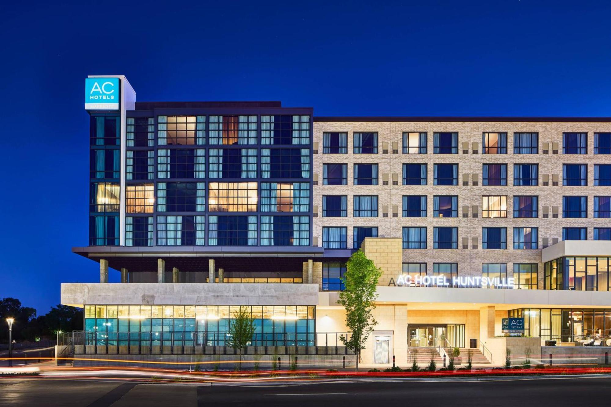Hotel Ac By Marriott Downtown 4*